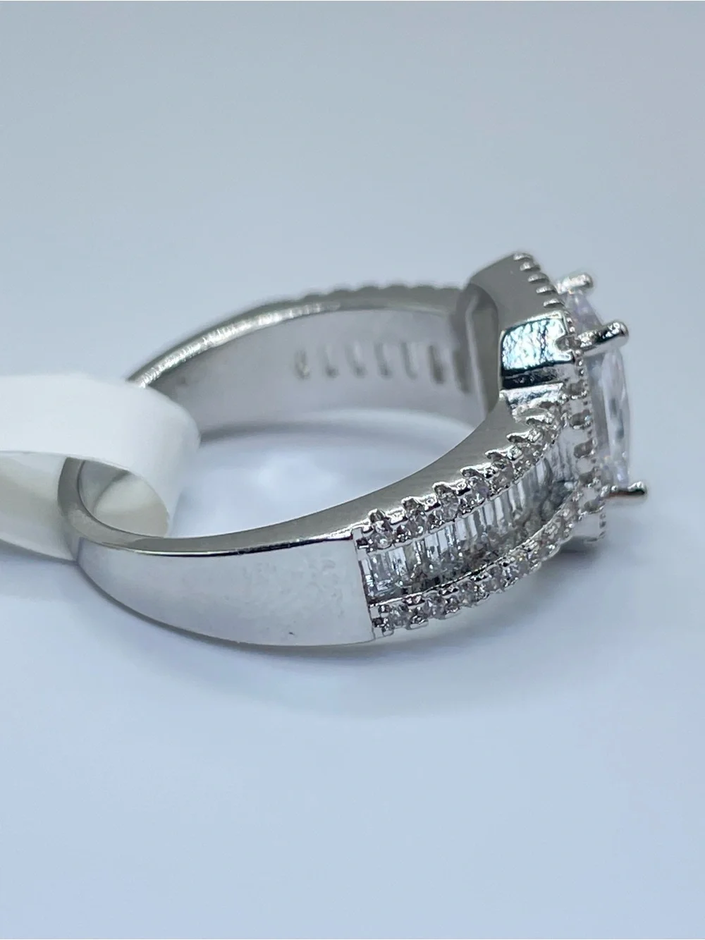 Swarovski Crystal Elements White Crystal Halo Art Deco Statement Ring Sz 9